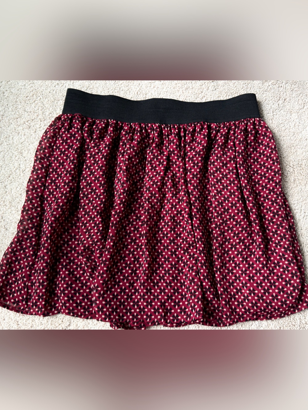 Forever 21 Burgundy Floral Elastic Waist Skirt